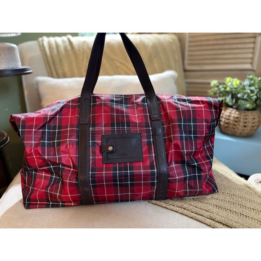 Fossil Atlas Plaid Carry On Travel Duffle Bag - Red/Black Tartan
